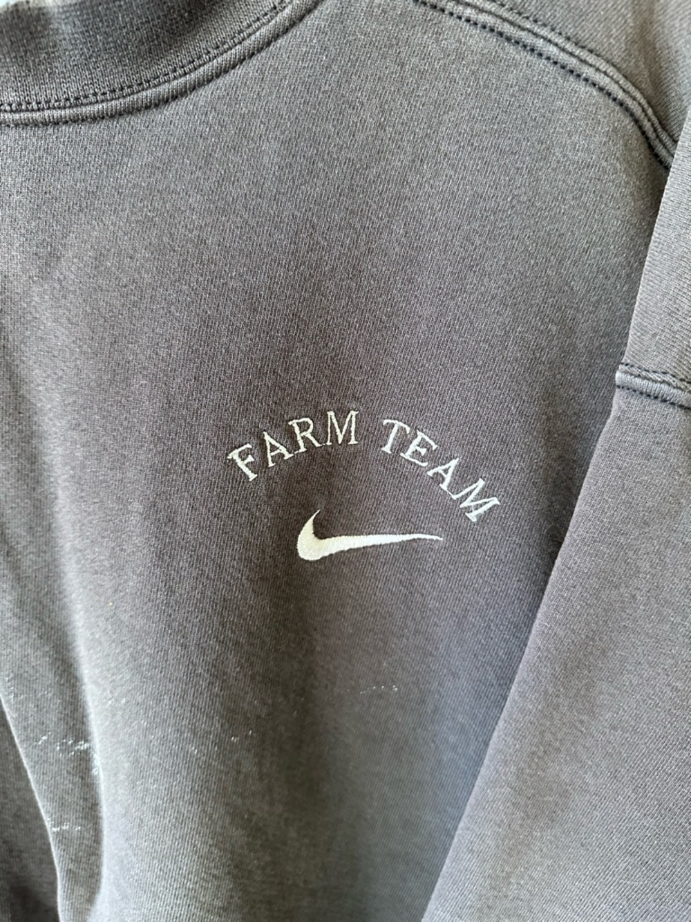 Vintage Nike Sweatshirt Dark Brown Farm Team Swoosh Men’s L White Tag Faded - Picture 3 of 7